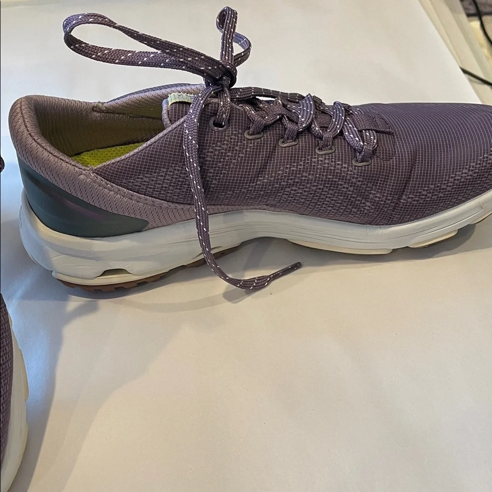 RYKA WOMENS DEVOTION X TR WALKING SNEAKER size 8M purple laced low top